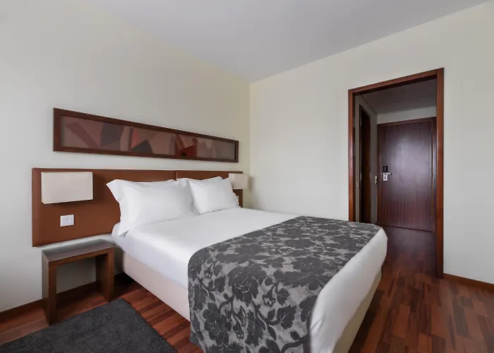 Отель Dorma Golfe