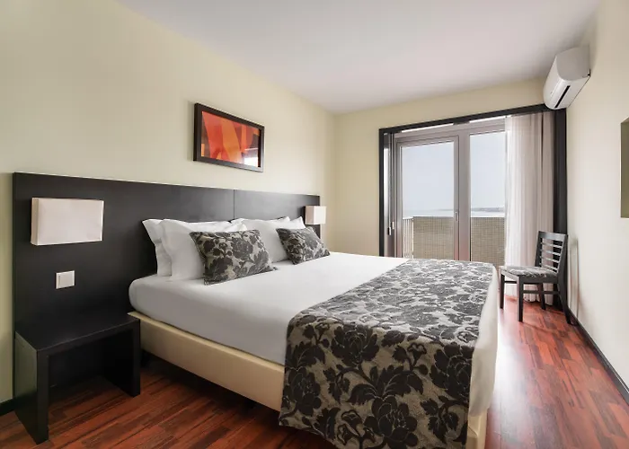 Отель Dorma Golfe