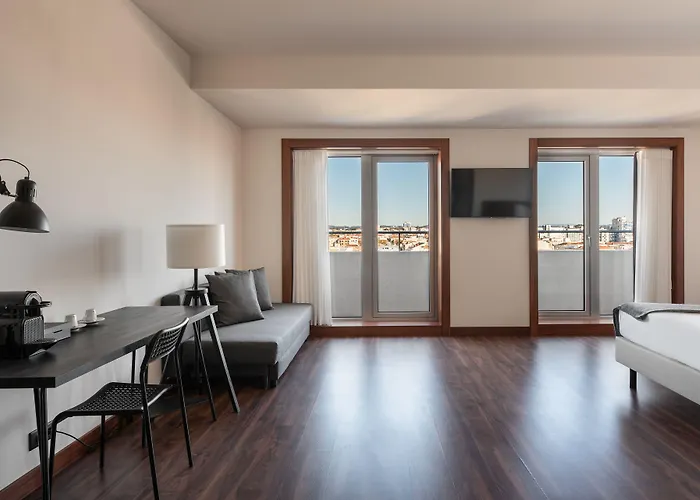 Dorma Golfe Отель Эшпинью