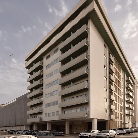 Dorma Golfe 4* אספיניו